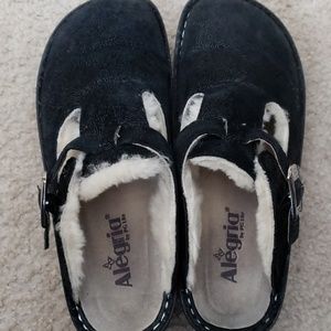 Algeria slip on shoes